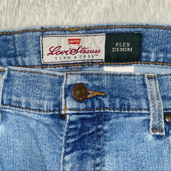 Levi’s Signature Flex Denim Jeans - Picture 5 of 6